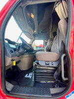 2012 Freightliner Cascadia 125, Cummins ISX, AUTO, APU, Inverter, 641k Miles!!!
