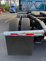2016 Freightliner Cascadia 125, Cummins ISX, 10 Speed Manual, 600k Miles!!!