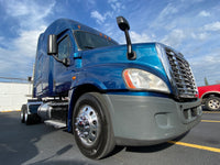2016 Freightliner Cascadia 125, Cummins ISX, 10 Speed Manual, 600k Miles!!!