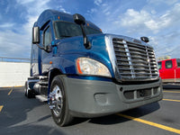 2016 Freightliner Cascadia 125, Cummins ISX, 10 Speed Manual, 600k Miles!!!