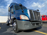 2016 Freightliner Cascadia 125, Cummins ISX, 10 Speed Manual, 600k Miles!!!