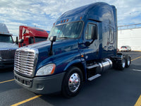 2016 Freightliner Cascadia 125, Cummins ISX, 10 Speed Manual, 600k Miles!!!