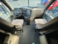 2016 Freightliner Cascadia 125, Cummins ISX, 10 Speed Manual, 600k Miles!!!