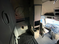 2016 Freightliner Cascadia 125, Cummins ISX, 10 Speed Manual, 600k Miles!!!
