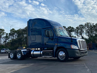 2016 Freightliner Cascadia 125, Cummins ISX, 10 Speed Manual, 600k Miles!!!