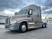 2013 FRHT CASCADIA, 13 Spd, ZERO miles on rebuilt engine with Warranty, NEW TIRES!!!