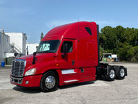 2013 Freightliner Cascadia 125, Cummins ISX, AUTO, APU, Inverter, 499k Miles!!!