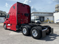 2013 Freightliner Cascadia 125, Cummins ISX, AUTO, APU, Inverter, 499k Miles!!!