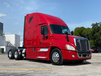 2013 Freightliner Cascadia 125, Cummins ISX, AUTO, APU, Inverter, 499k Miles!!!