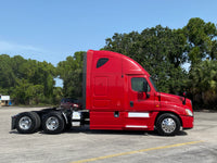 2013 Freightliner Cascadia 125, Cummins ISX, AUTO, APU, Inverter, 499k Miles!!!