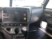 2006 Freightliner Columbia CAT, 10 Speed, New Transmission, Thermo King, NO DPF NO DEF