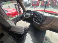 2013 Freightliner Cascadia 125, Cummins ISX, AUTO, APU, Inverter, 499k Miles!!!