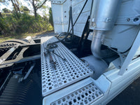 2007 Volvo VNL 670, Volvo D12, 10 Speed, Freshly Refurbished!