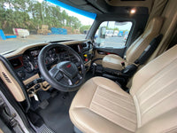 2016 Peterbilt 579 425K Miles 10 SPEED NEW Virgin tires, NAV, WARRANTY,Radar,  CLEAN!!!