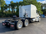 2015 Peterbilt 579 AUTOMATIC, ONLY 573K MILES,Double Bunk, Inverter, Virgin tires