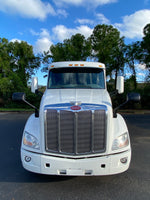 2015 Peterbilt 579 AUTOMATIC, ONLY 573K MILES,Double Bunk, Inverter, Virgin tires