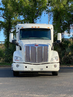 2015 Peterbilt 579 AUTOMATIC, ONLY 573K MILES,Double Bunk, Inverter, Virgin tires