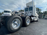 2014 FREIGHTLINER CASCADIA DAY CAB, DD13, 435 HP, 10 SPD, 178" WB, 441K MILES!!!!