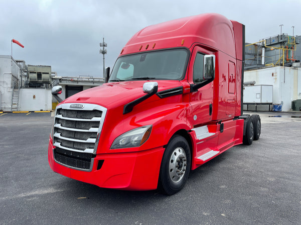 2018 FREIGHTLINER CASCADIA 126, DD15, 505 HP, 671K MILES! 1 YEAR ENGINE WARRANTY INCLUDED!!!!