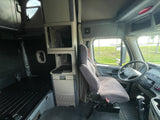 2015 Freightliner Cascadia, 10 spd, DD15, 455HP, 70" DOUBLE BUNK! 813k