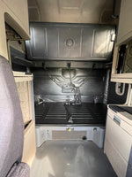 2015 Freightliner Cascadia, 10 spd, DD15, 455HP, 70" DOUBLE BUNK! 813k