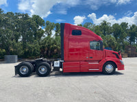2013 Volvo VNL 670 CUMMINS ISX, AUTO, APU, INVERTER! only 592K miles!!!