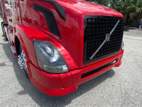 2013 Volvo VNL 670 CUMMINS ISX, AUTO, APU, INVERTER! only 592K miles!!!