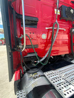2013 Volvo VNL 670 CUMMINS ISX, AUTO, APU, INVERTER! only 592K miles!!!