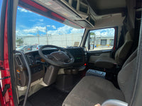 2013 Volvo VNL 670 CUMMINS ISX, AUTO, APU, INVERTER! only 592K miles!!!