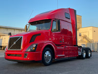 2017 Volvo VNL670 D13, AUTO, I-SHIFT, TK APU, INVERTER, 493K!