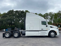 2018 PETE 579, Cummins X15, New Tires, APU, 80" Sleeper!