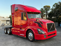 2017 Volvo VNL670 D13, AUTO, I-SHIFT, TK APU, INVERTER, 493K!