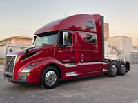2019 VOLVO VNL860, I SHIFT AUTO, D13, 425 HP, Big Sleeper, Inverter, FRIDGE!!!!