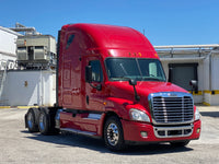 2012 Freightliner Cascadia 125, Cummins ISX, AUTO, APU, Inverter, 568k Miles!!!