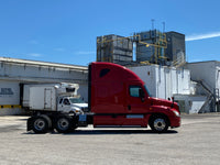 2012 Freightliner Cascadia 125, Cummins ISX, AUTO, APU, Inverter, 568k Miles!!!