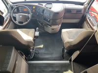2015 Volvo VNL 670 D13,I-shift AUTO, APU, INVERTER, 571k miles!!!
