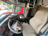 2015 Volvo VNL 670 D13,I-shift AUTO, APU, INVERTER, 571k miles!!!