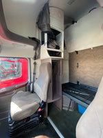 2015 Volvo VNL 670 D13,I-shift AUTO, APU, INVERTER, 571k miles!!!