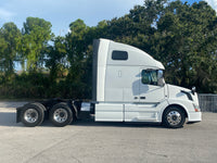 2015 Volvo VNL 670 D13,I-shift AUTO, APU, INVERTER, 571k miles!!!