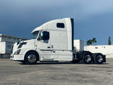 2015 Volvo VNL 670 D13,I-shift AUTO, APU, INVERTER, 571k miles!!!
