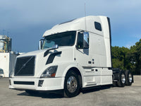 2015 Volvo VNL 670 D13,I-shift AUTO, APU, INVERTER, 571k miles!!!