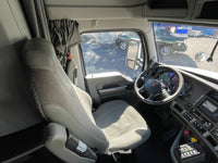 4 2018 KW T680 SLEEPERS, 10 SPEED AUTO, CUMMINS, APU!!!!