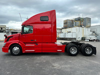 2016 Volvo VNL 670 D13 ISHIFT AUTO NEW VIRGIN TIRES, VERY CLEAN