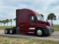 2016 Freightliner Cascadia DD13, 10 Spd Manual, Lots of options, LOW LOW Miles 496k