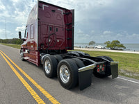 2016 Freightliner Cascadia DD13, 10 Spd Manual, Lots of options, LOW LOW Miles 496k