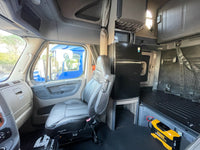 2012 Freightliner Cascadia 125, DD15, 10 Speed, PTO, Inverter!!!