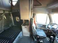 2012 Freightliner Cascadia 125, DD15, 10 Speed, PTO, Inverter!!!