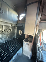 2012 Freightliner Cascadia 125, DD15, 10 Speed, PTO, Inverter!!!
