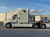 2012 Freightliner Cascadia 125, DD15, 10 Speed, PTO, Inverter!!!