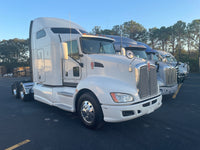 2013 Kenworth T660, 13 Speed, THERMO KING APU, VIRGIN TIRES!!! 765k Miles!